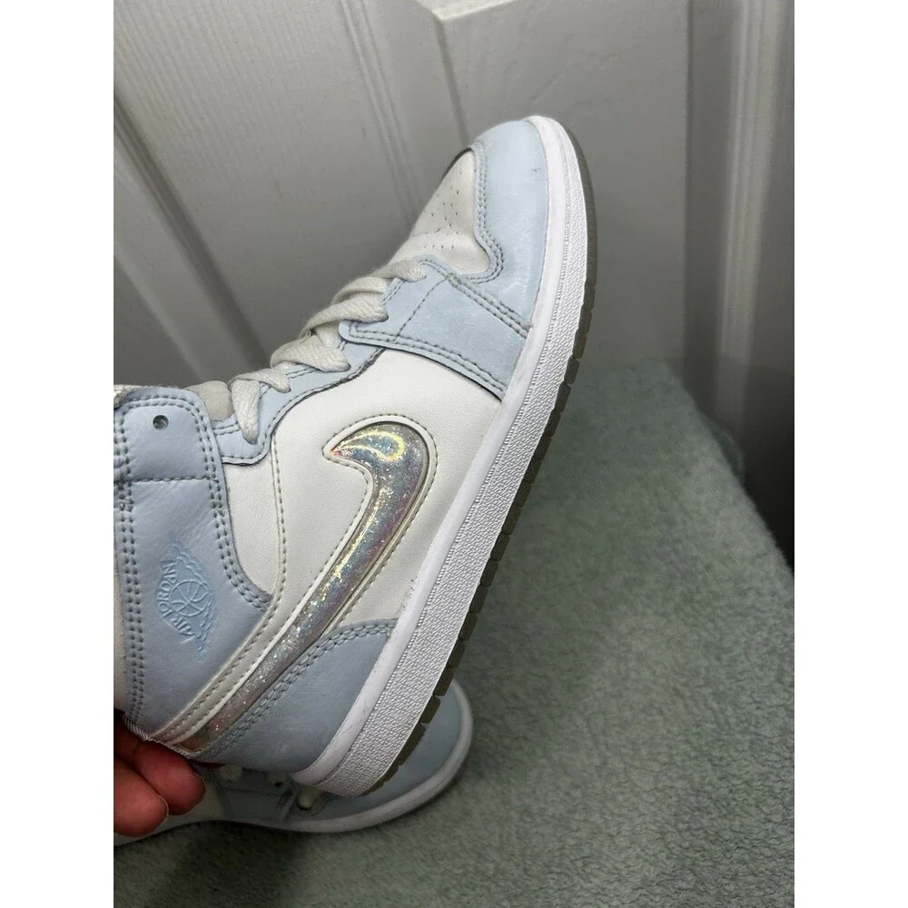 Nike Air Jordan 1 Mid GS White Ice Blue DQ9118-400 Youth Size 3Y Sneakers